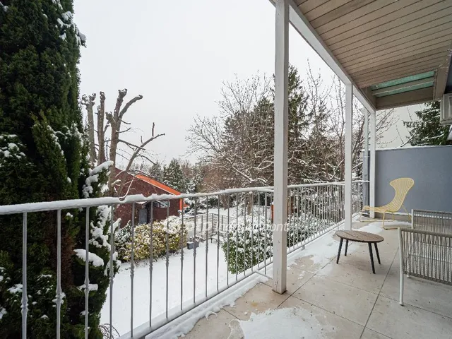 Eladó ház Budapest II. kerület, Szemlőhegy 210 nm