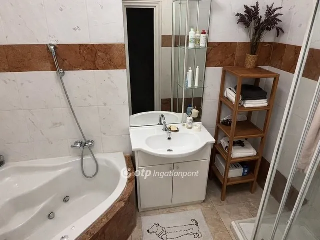 Eladó lakás Budapest I. kerület 72 nm