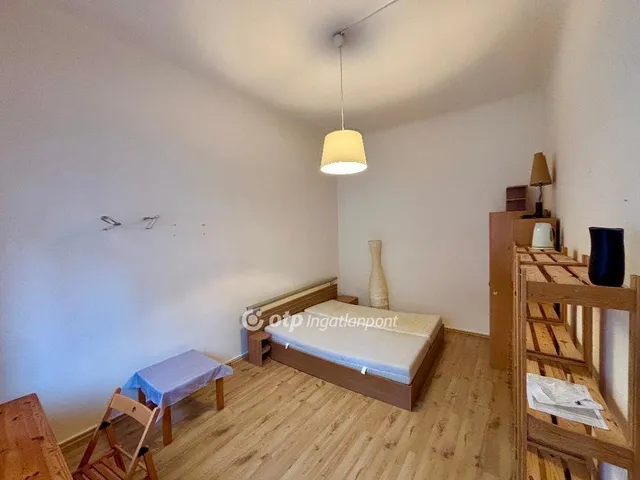 Eladó lakás Budapest VII. kerület, Ligetváros 27 nm