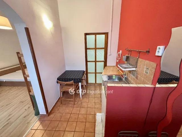 Eladó lakás Budapest VII. kerület, Ligetváros 27 nm