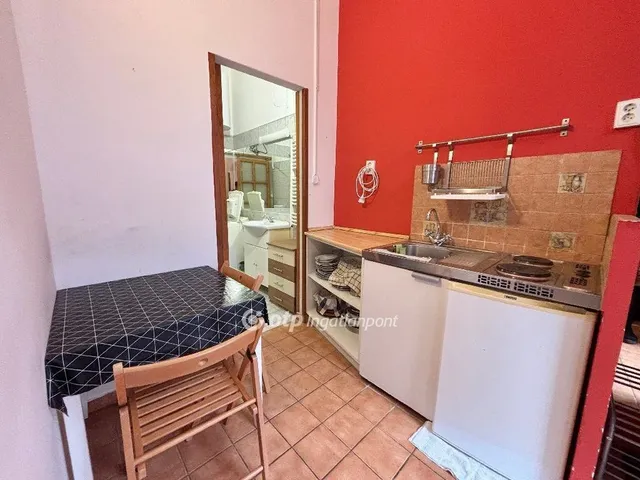 Eladó lakás Budapest VII. kerület, Ligetváros 27 nm