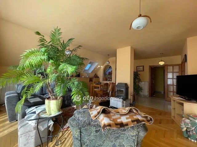 Eladó ház Budapest XVIII. kerület, Miklóstelep 187 nm