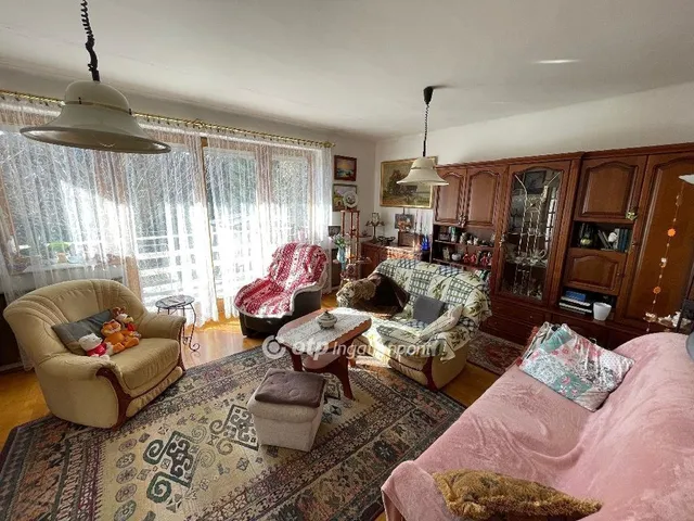 Eladó ház Budapest XVIII. kerület, Miklóstelep 187 nm