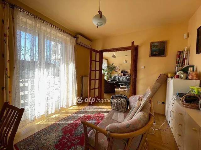 Eladó ház Budapest XVIII. kerület, Miklóstelep 187 nm