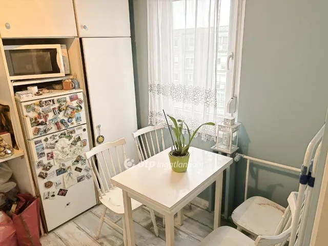 Eladó lakás Budapest IV. kerület, Káposztásmegyer 36 nm