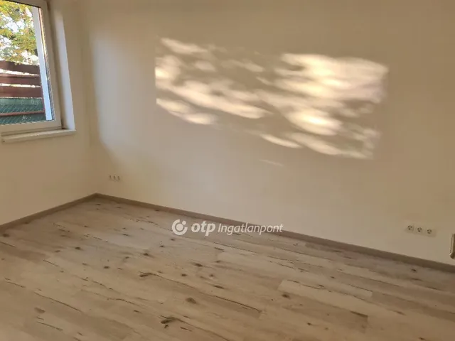 Eladó ház Érd, Fenyves-Parkváros 130 nm