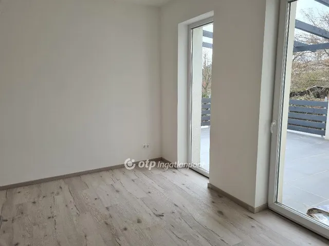 Eladó ház Érd, Fenyves-Parkváros 130 nm