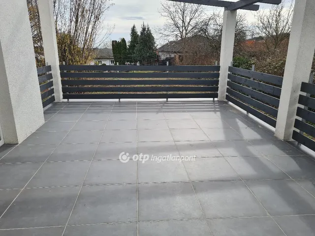 Eladó ház Érd, Fenyves-Parkváros 130 nm