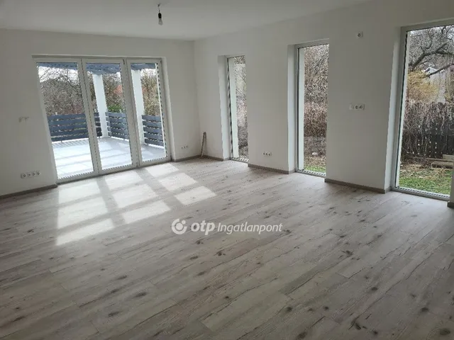 Eladó ház Érd, Fenyves-Parkváros 130 nm