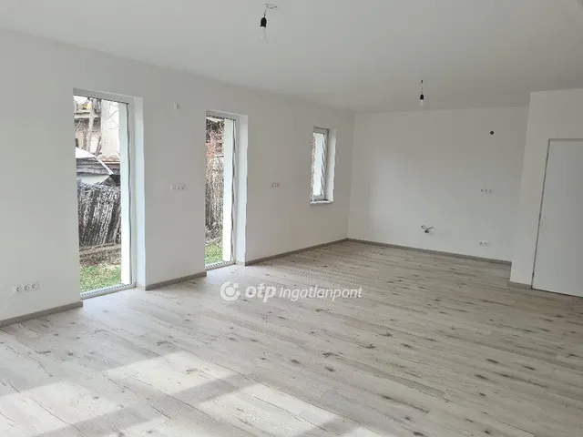 Eladó ház Érd, Fenyves-Parkváros 130 nm
