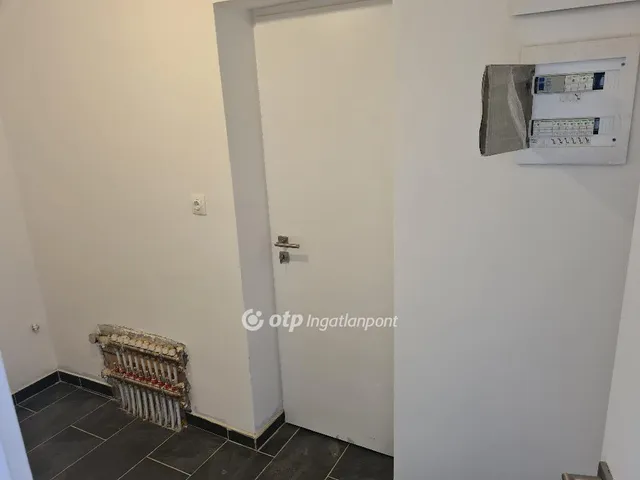 Eladó ház Érd, Fenyves-Parkváros 130 nm