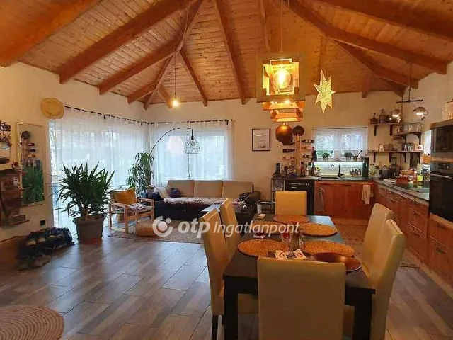 Eladó üdülő és hétvégi ház Kiskunlacháza 92 nm