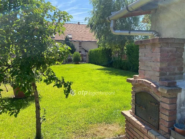 Eladó ház Budapest XXI. kerület 292 nm