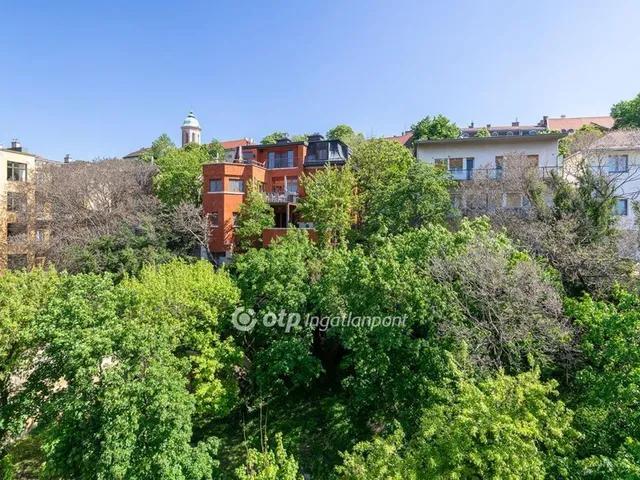 Eladó lakás Budapest I. kerület 101 nm