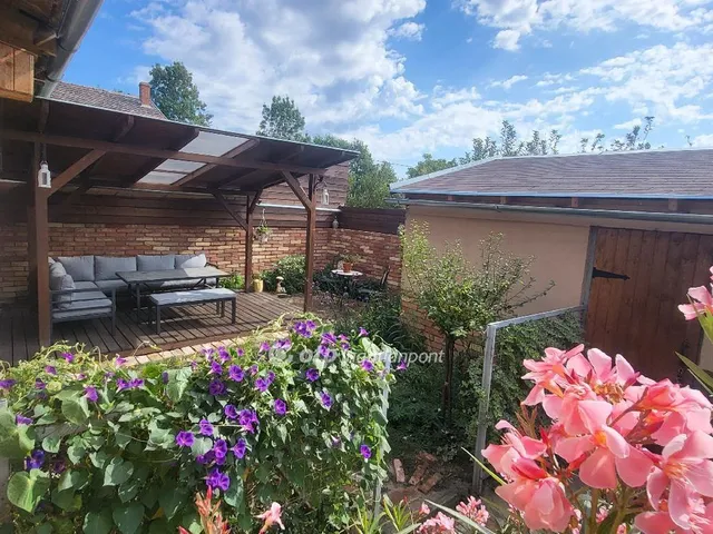 Eladó ház Vecsés 121 nm