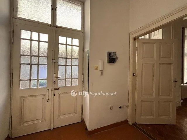 Eladó lakás Budapest VI. kerület, Nagykörúton belüli terület 37 nm