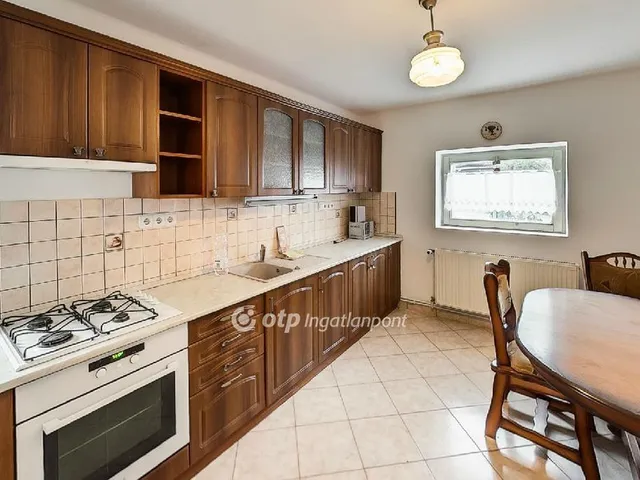 Eladó ház Zsámbék 72 nm