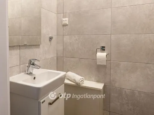 Eladó lakás Balatonkenese 83 nm