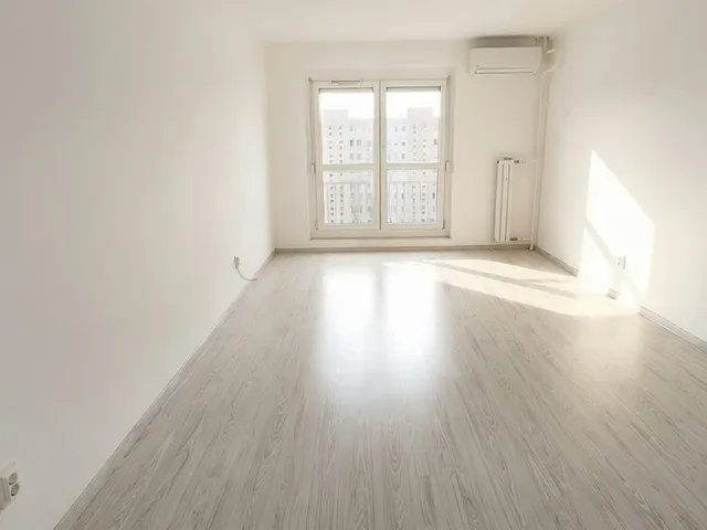 Eladó lakás Budapest III. kerület, Békásmegyer 57 nm