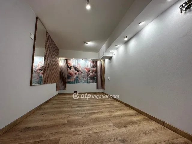 Eladó lakás Budapest V. kerület, Belváros 72 nm