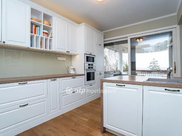 Eladó lakás Budapest XI. kerület, Gellérthegy 113 nm