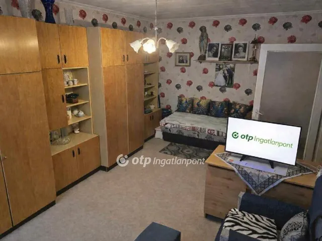 Eladó lakás Budapest III. kerület 52 nm