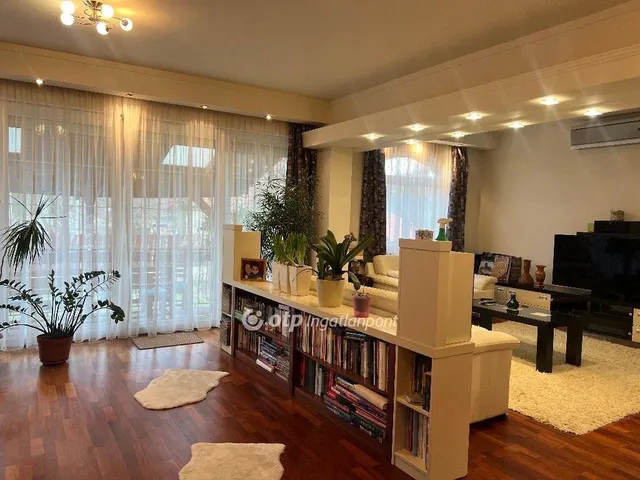 Eladó ház Budapest XXI. kerület 257 nm