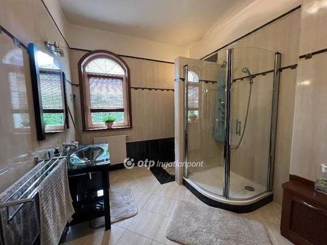 Eladó ház Budapest XXI. kerület 257 nm