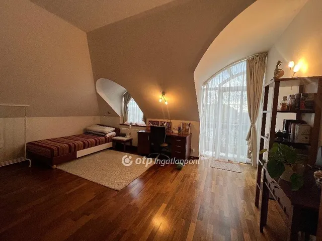 Eladó ház Budapest XXI. kerület 257 nm
