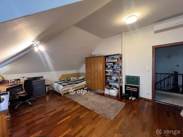 Eladó ház Budapest XXI. kerület 257 nm
