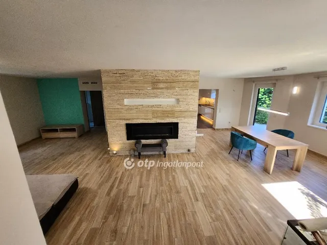 Eladó ház Érd 226 nm