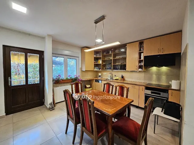 Eladó ház Siófok 117 nm