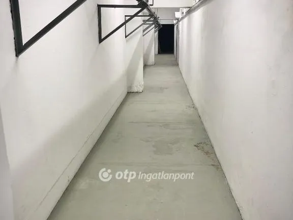Eladó kereskedelmi és ipari ingatlan Budapest IX. kerület 26 nm