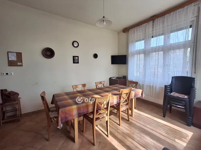 Eladó ház Budapest II. kerület 188 nm