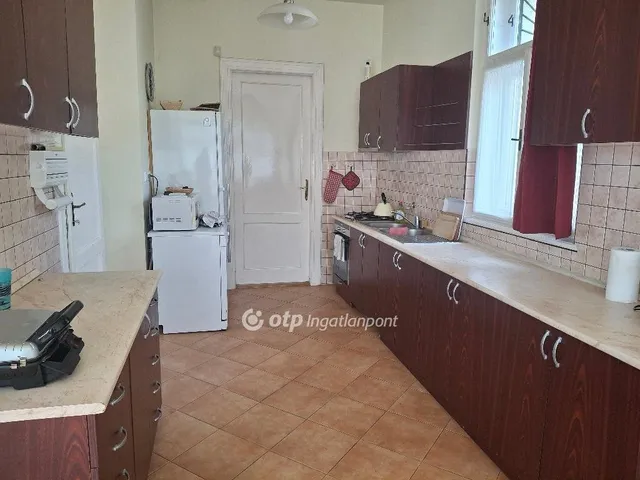 Eladó ház Budapest II. kerület 188 nm