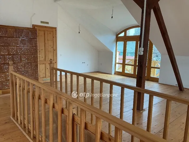 Eladó ház Budapest XVIII. kerület 265 nm