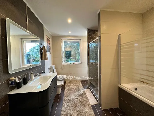 Eladó ház Budapest XI. kerület 150 nm