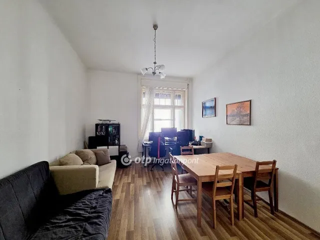 Eladó lakás Budapest VIII. kerület, Corvin negyed 68 nm