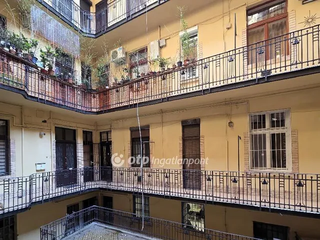 Eladó lakás Budapest VIII. kerület, Corvin negyed 68 nm