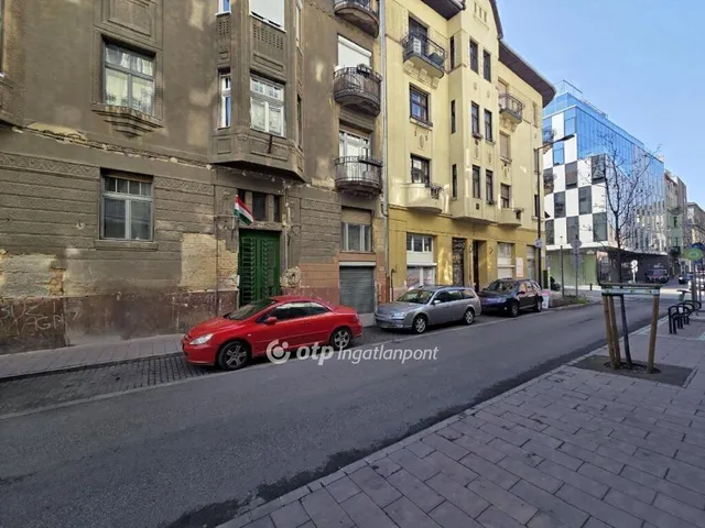 Eladó lakás Budapest VIII. kerület, Corvin negyed 68 nm