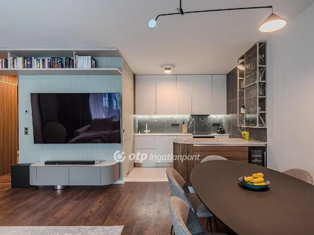 Eladó lakás Budapest XIII. kerület 94 nm