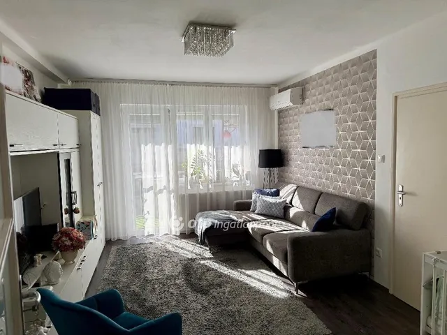 Eladó lakás Budapest II. kerület, Országút 57 nm