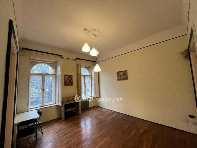 Eladó lakás Budapest VI. kerület 86 nm