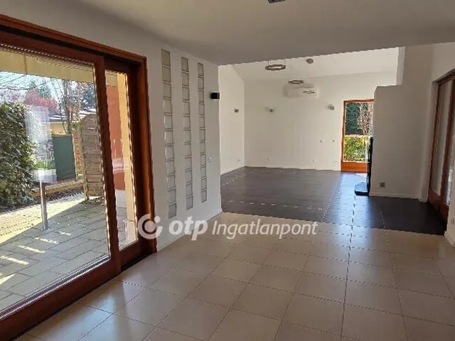 Eladó ház Diósd 291 nm