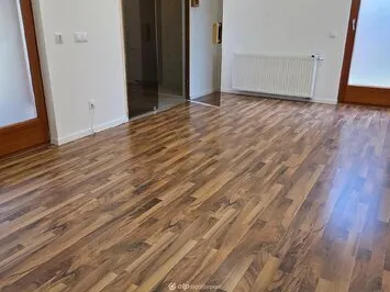 Eladó ház Diósd 291 nm