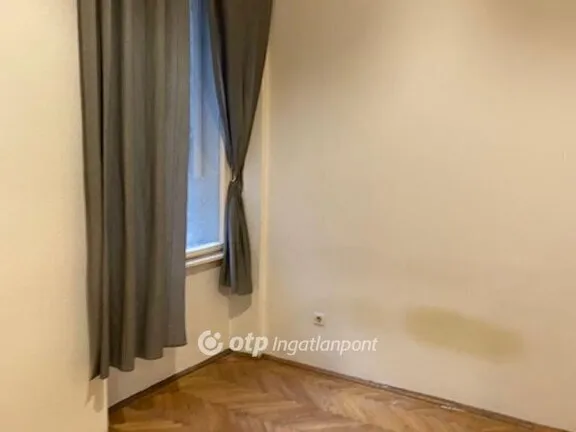 Eladó lakás Budapest V. kerület, Belváros 27 nm