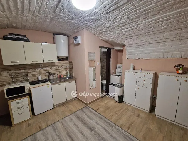 Eladó lakás Budapest XIII. kerület 16 nm