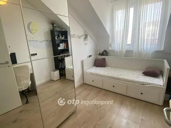 Eladó lakás Szentendre, Pannóniatelep 64 nm