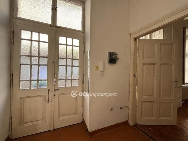 Eladó lakás Budapest VI. kerület 37 nm