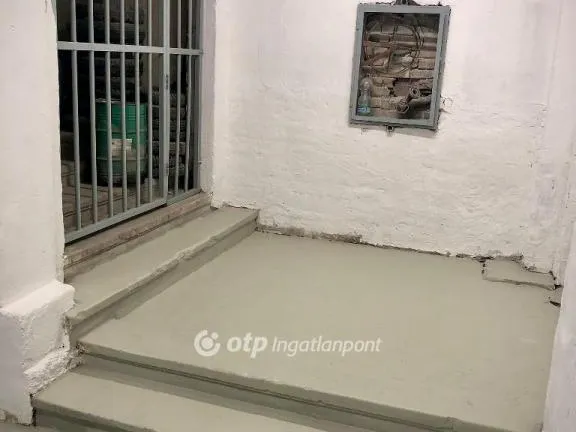 Eladó kereskedelmi és ipari ingatlan Budapest IX. kerület, Gubacsidűlő 26 nm